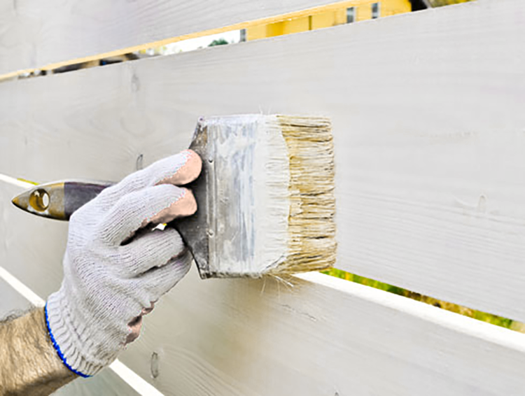 Peinture lasure colorée